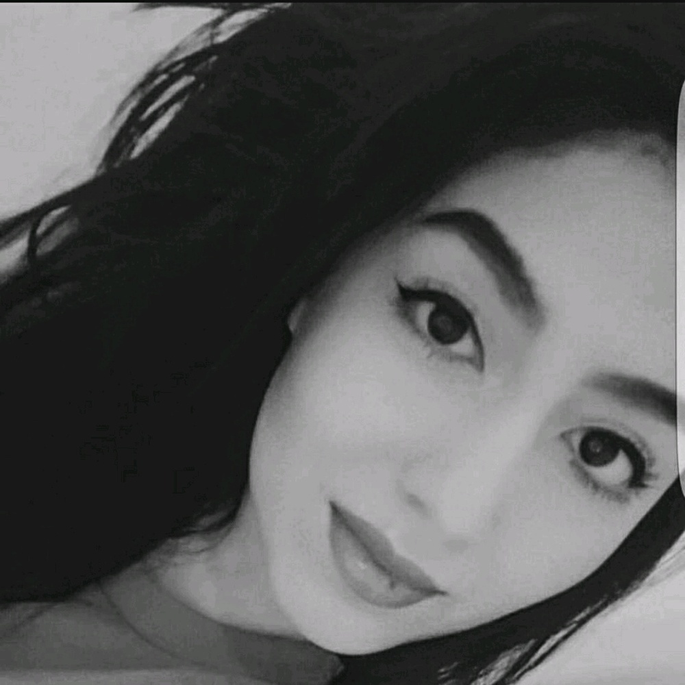 Meet your Posher, Cecilia